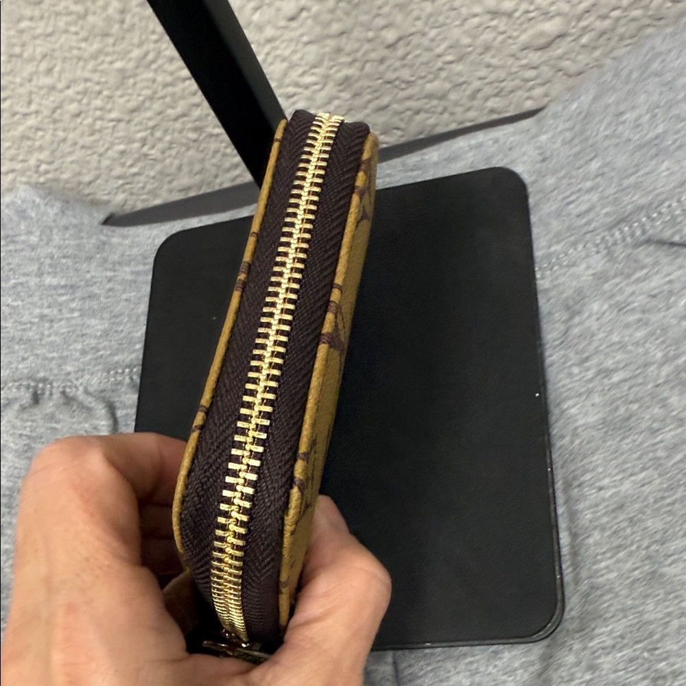 Source Unknown Brown Monogram Wallet - image 5